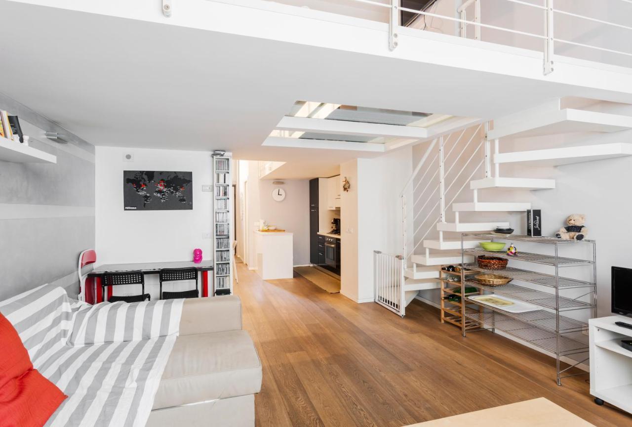 Awesome Loft In The City Center Of Milaan Buitenkant foto