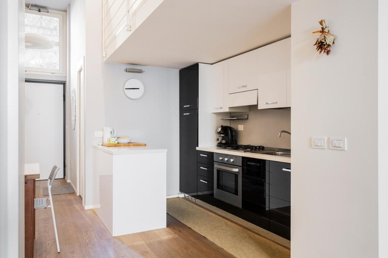 Awesome Loft In The City Center Of Milaan Buitenkant foto