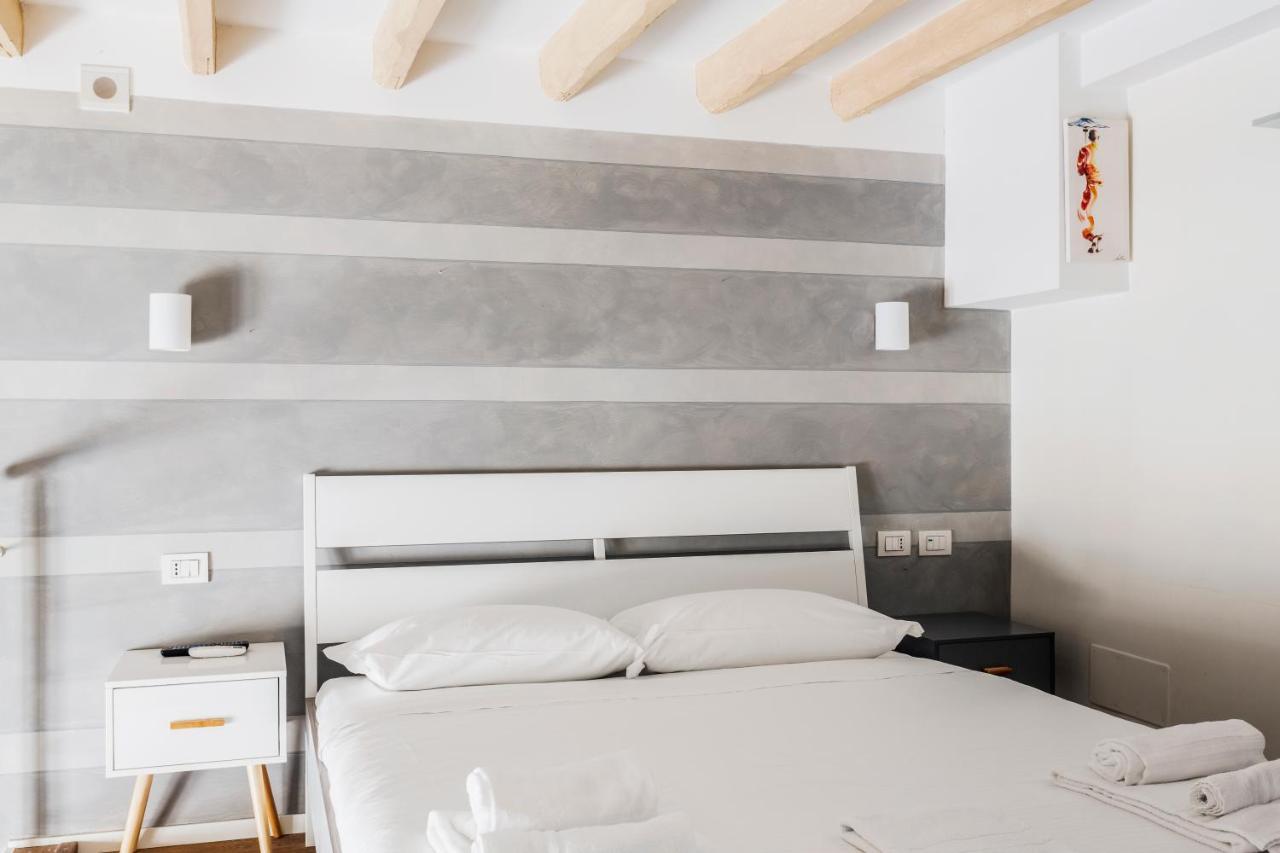 Awesome Loft In The City Center Of Milaan Buitenkant foto